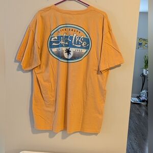 Men's Salt Life Short Sleeves Tee Back Logo Size XL. Peach Colour.